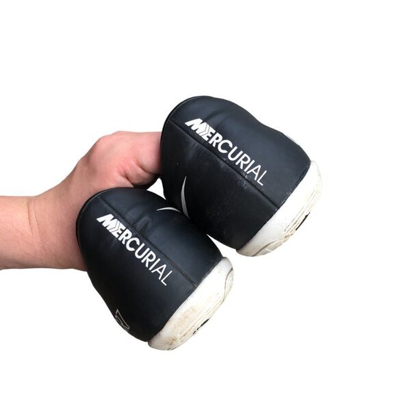 2015 Murcurial Victory 5 CR7 'Black Total Crimson' Size 9.5 - Picture 7 of 8